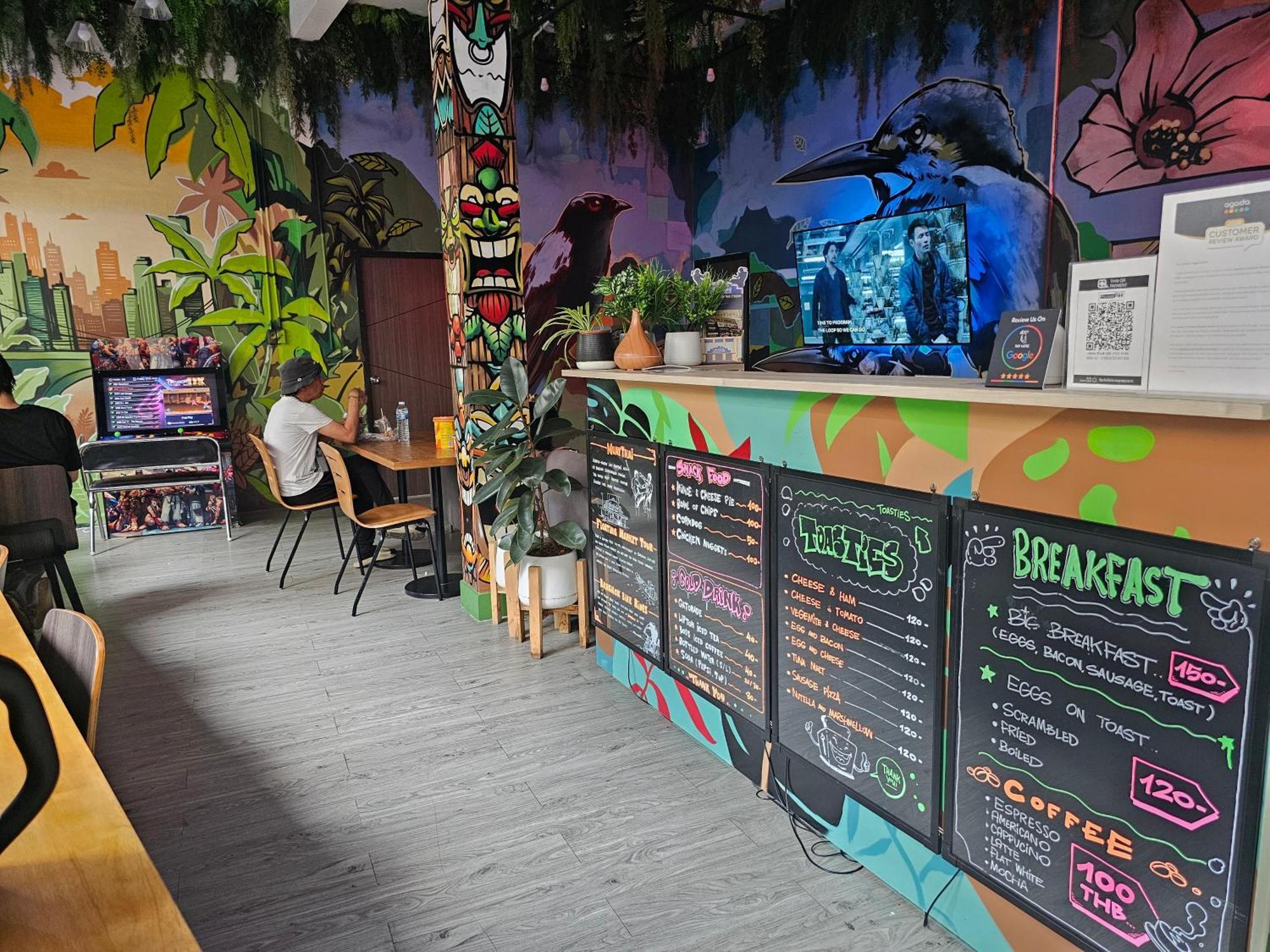 Urban Jungle Hostel Банкок Екстериор снимка